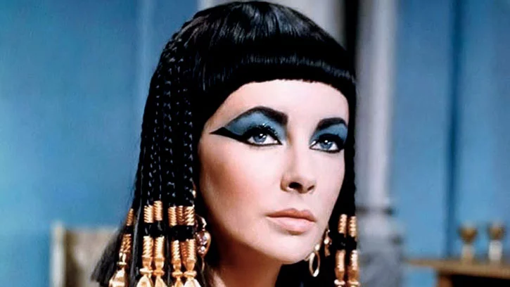Le interviste impossibili: CLEOPATRA, REGINA D’ EGITTO